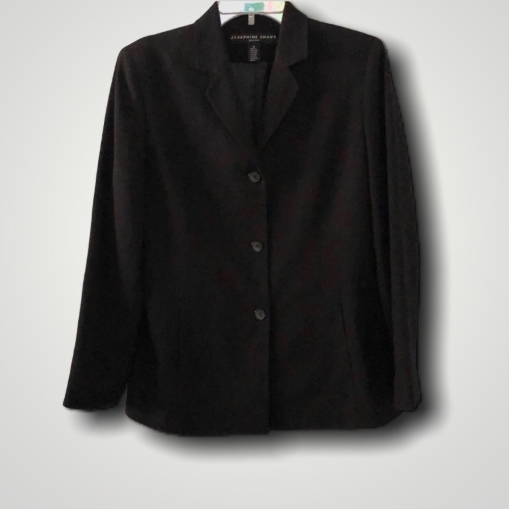 Josephine Chaus black blazer